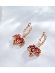 Серьги листья клена