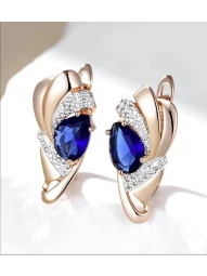 Серьги оригинальной формы